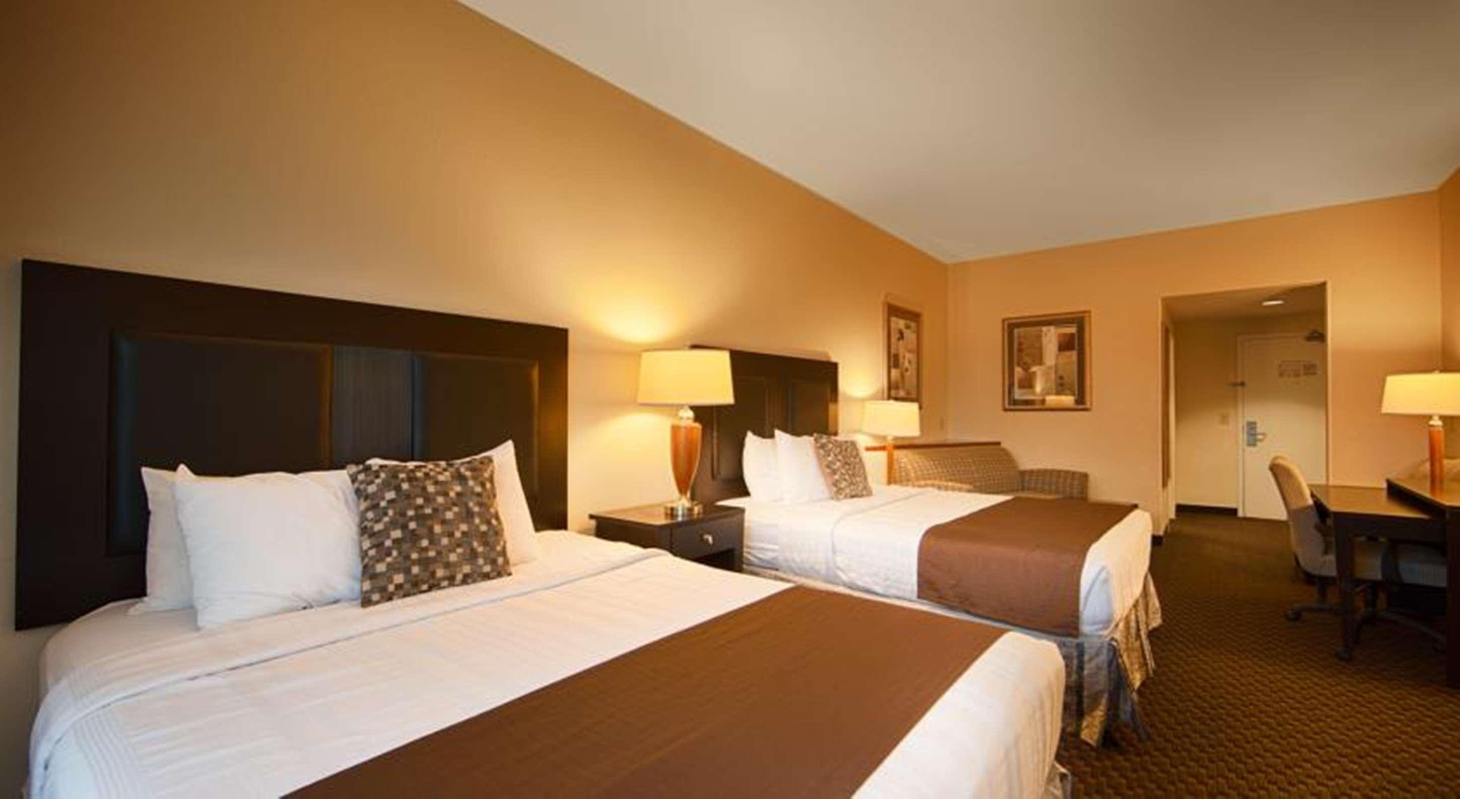Best Western Plus Castlerock Inn & Suites Bentonville Ngoại thất bức ảnh