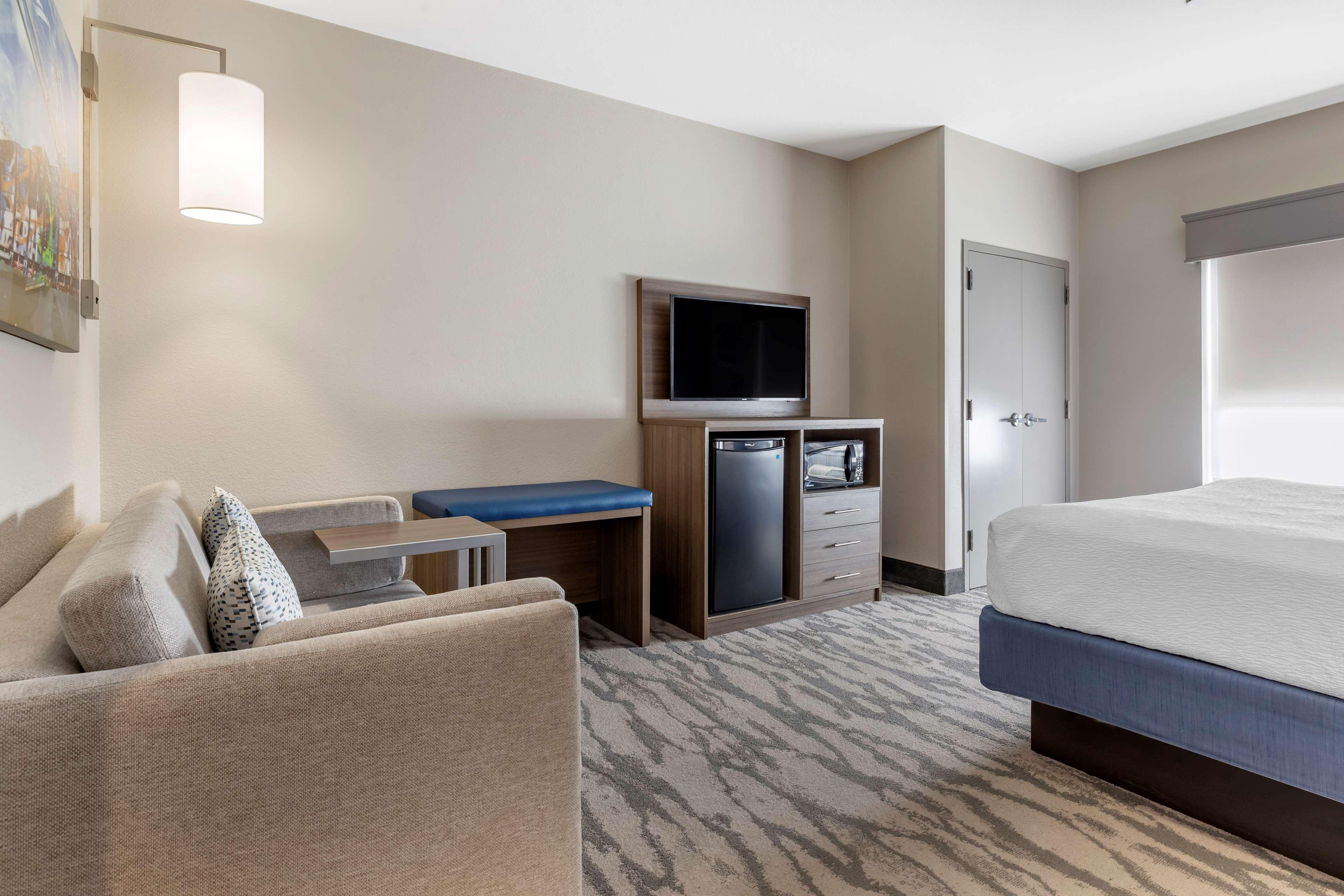 Best Western Plus Castlerock Inn & Suites Bentonville Ngoại thất bức ảnh