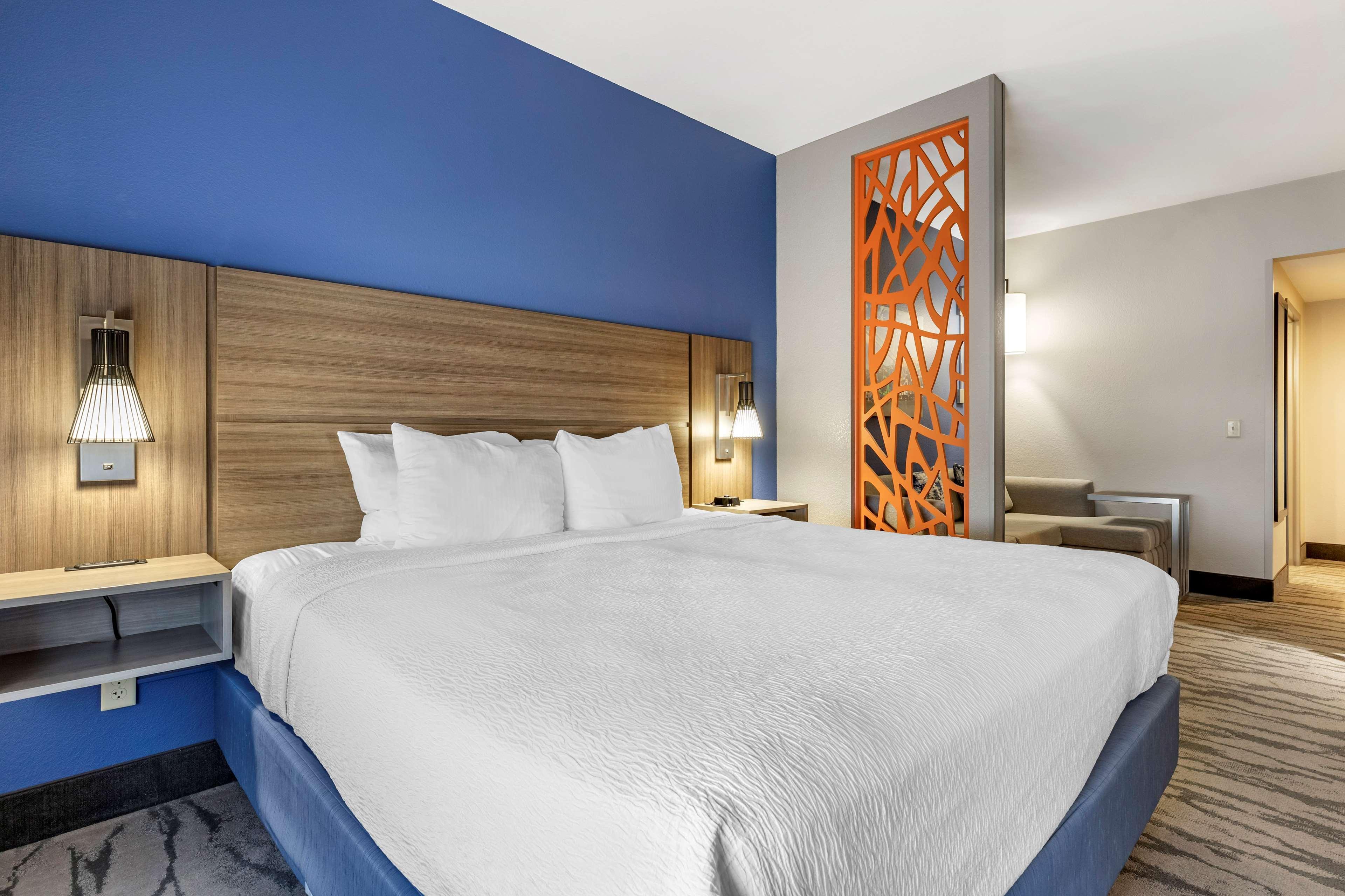 Best Western Plus Castlerock Inn & Suites Bentonville Ngoại thất bức ảnh