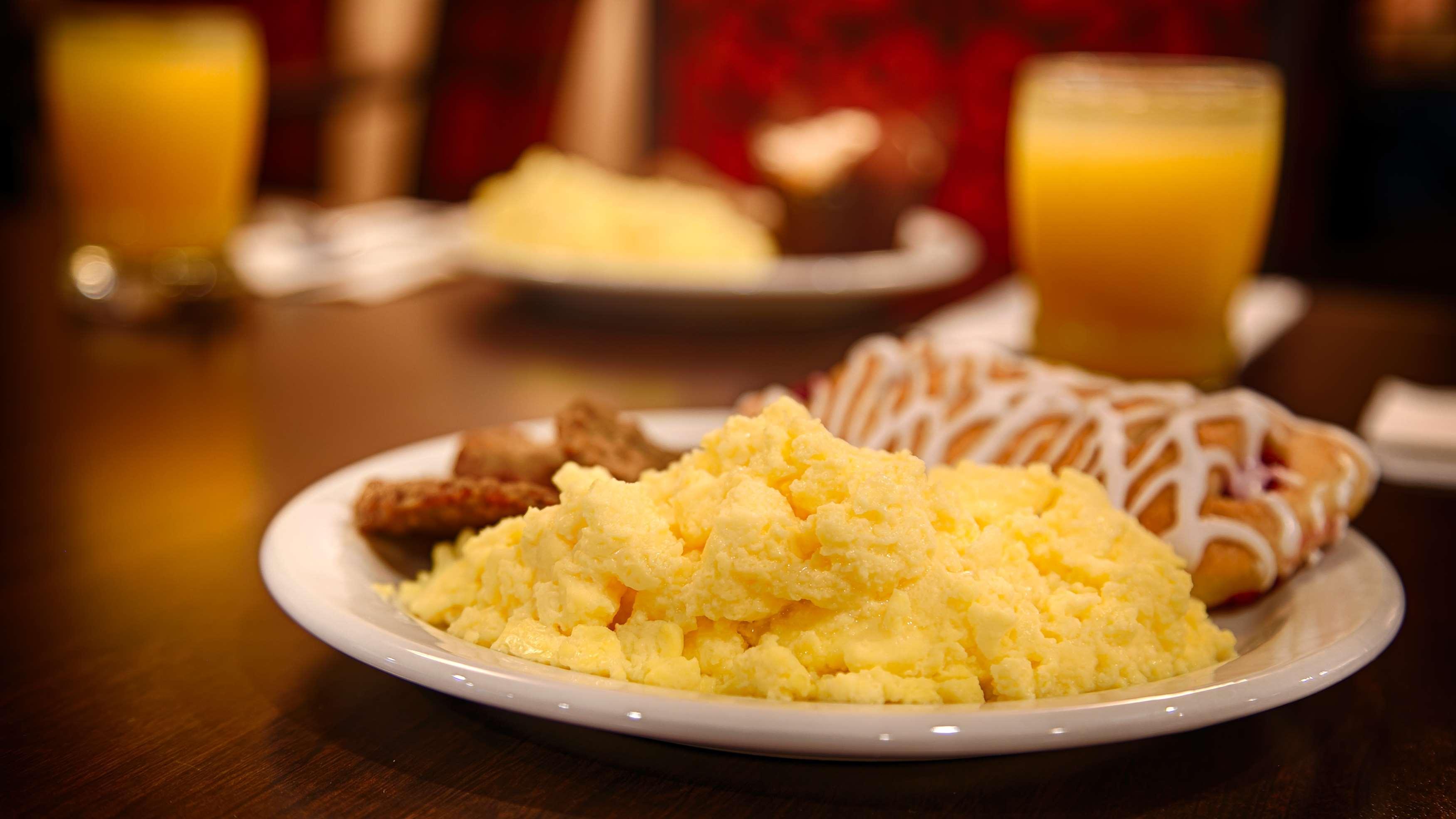 Best Western Plus Castlerock Inn & Suites Bentonville Ngoại thất bức ảnh
