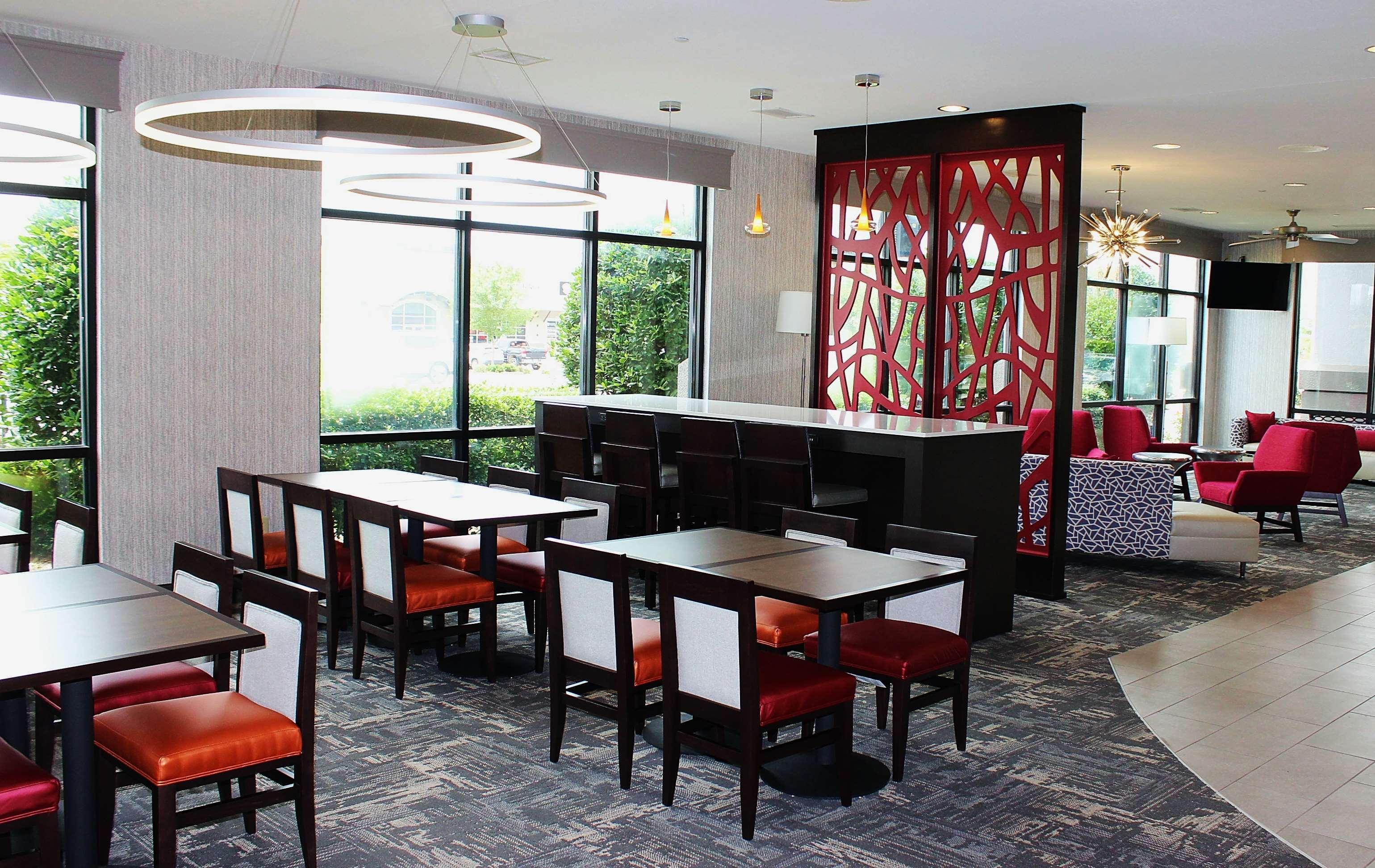 Best Western Plus Castlerock Inn & Suites Bentonville Ngoại thất bức ảnh