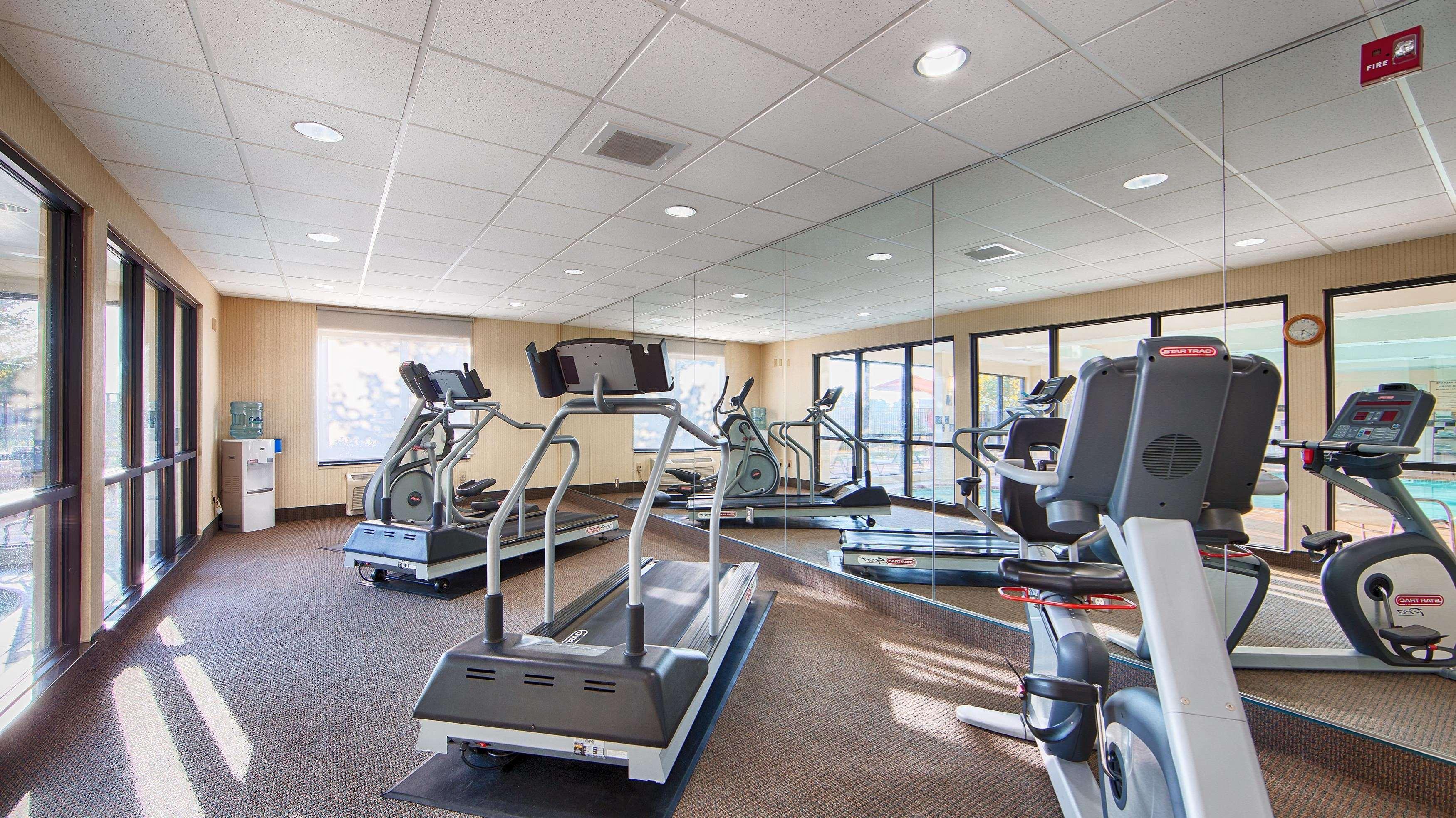 Best Western Plus Castlerock Inn & Suites Bentonville Ngoại thất bức ảnh