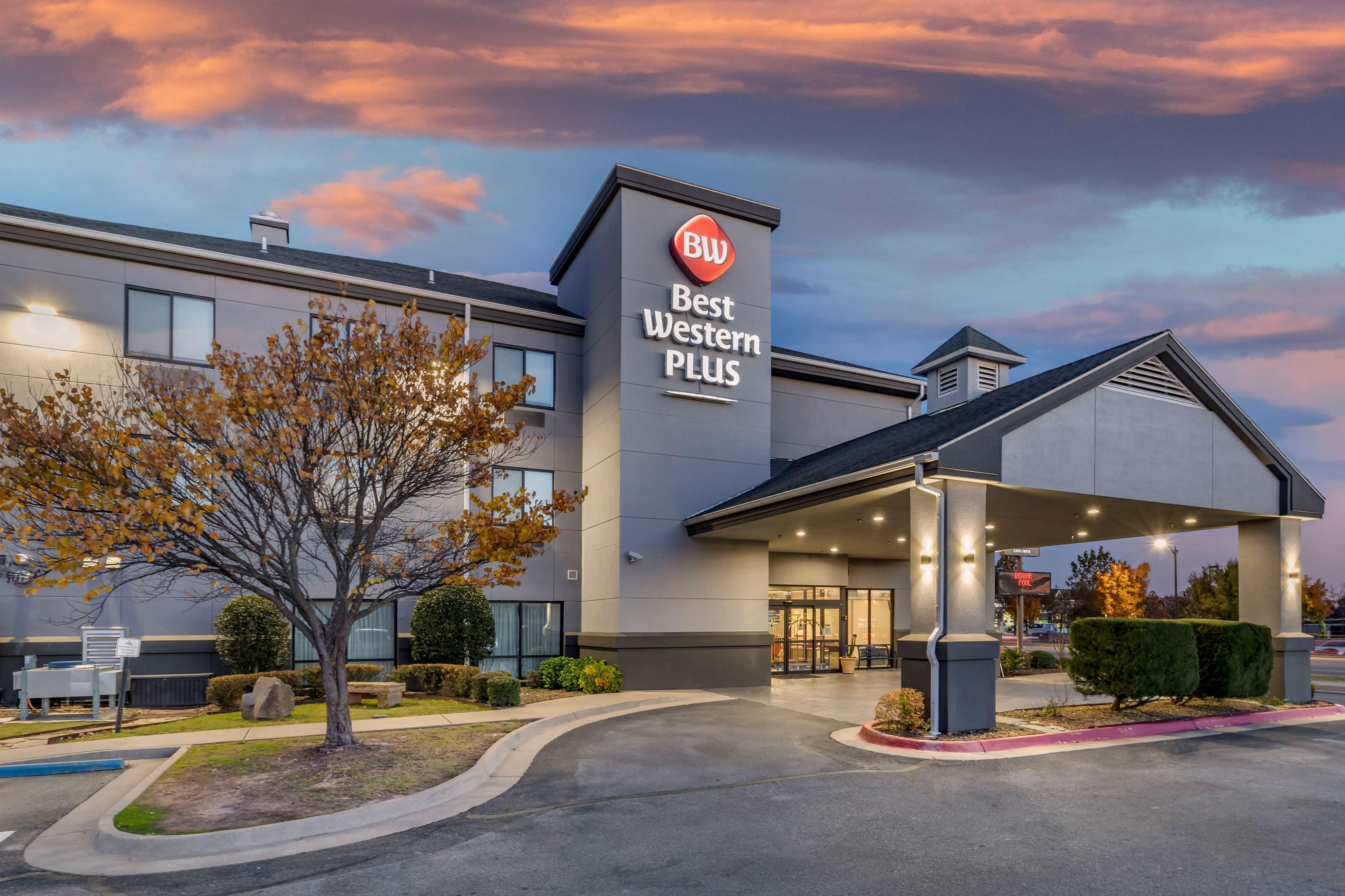 Best Western Plus Castlerock Inn & Suites Bentonville Ngoại thất bức ảnh